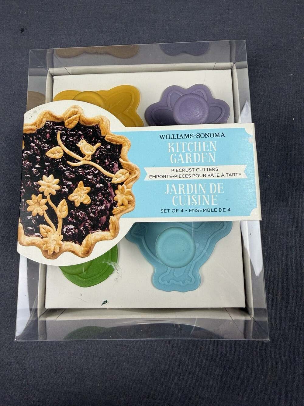 Williams Sonoma Kitchen Garden Pie Crust Cutters NEW Bee Flower Bird Leaf